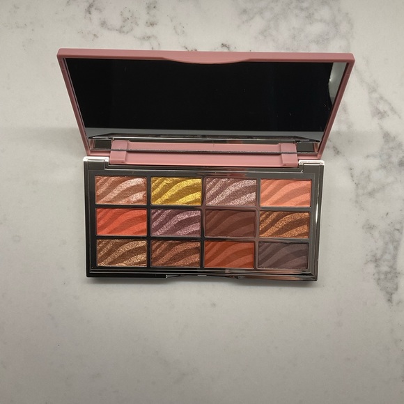 CIATE LONDON The Velvet Palette - Picture 6 of 6